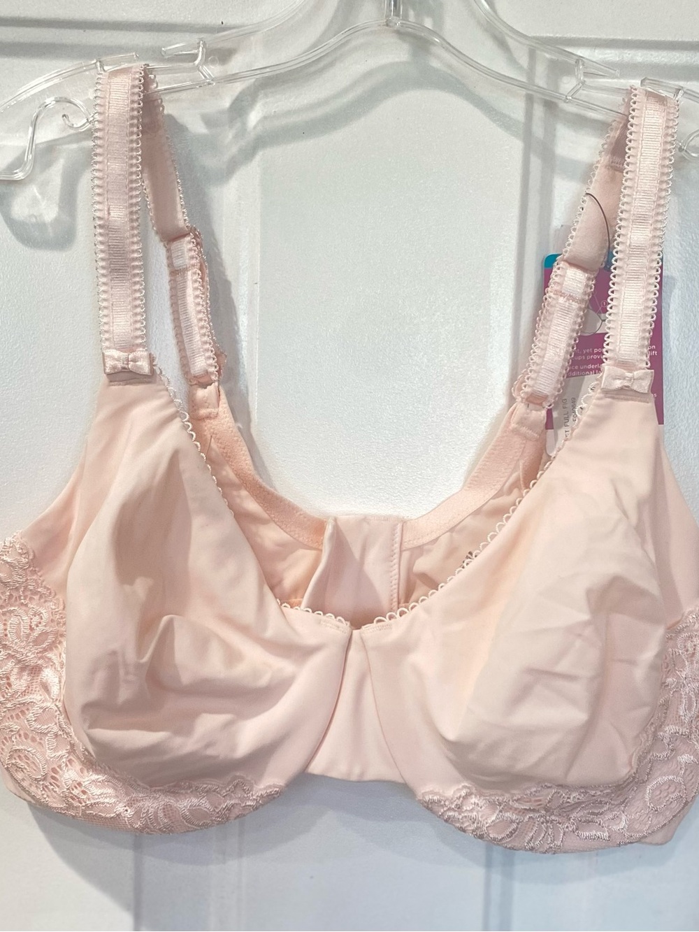 Everyday Support Underwire Bra in Soft Blush Lace 38D Maidenform